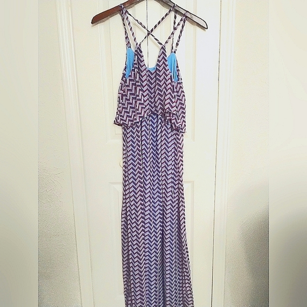 Beautiful  Chevron Maxi Dress - Picture 8 of 12